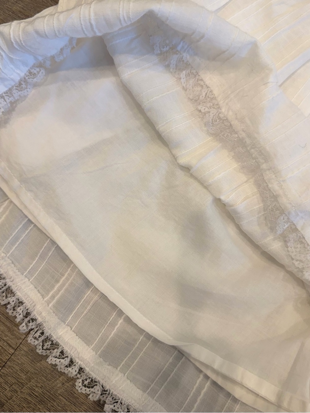 Show Me Your Mumu Regal Romper NWT Size Small White Cottagecore Tie Strap Romper - Picture 9 of 14